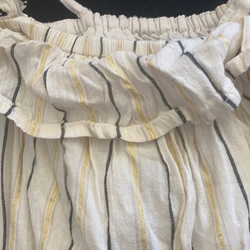 Girls old navy off the shoulder top 3t